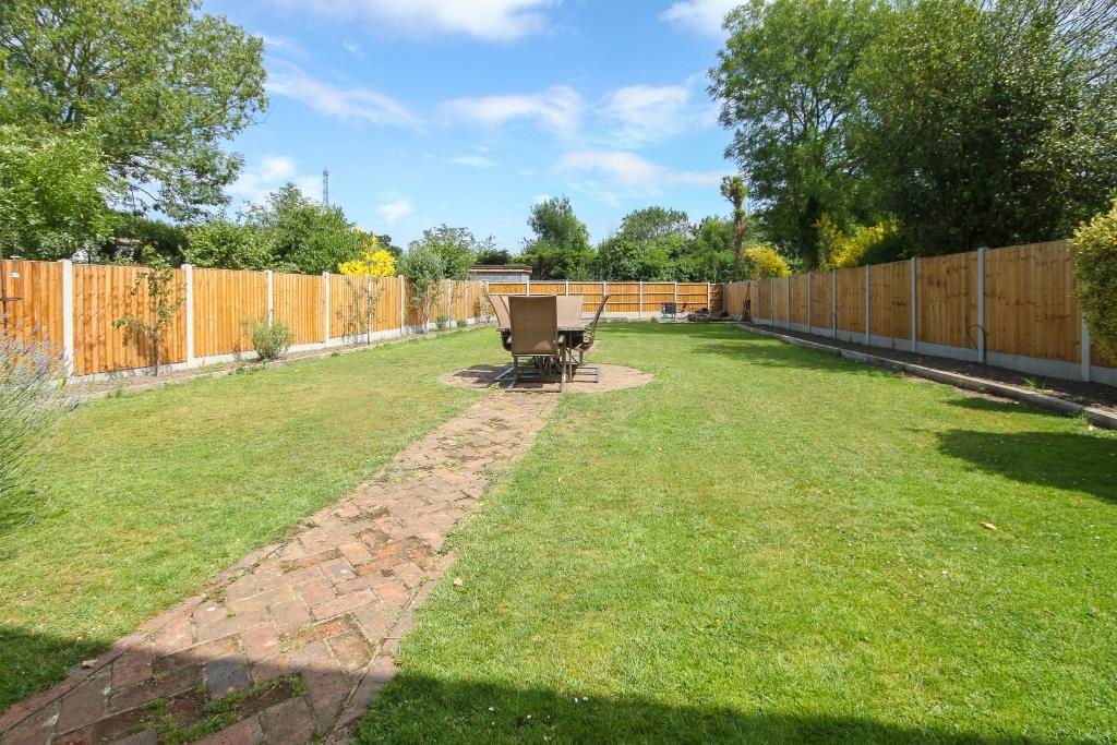 Stocks Lane, Kelvedon Hatch Keith Ashton